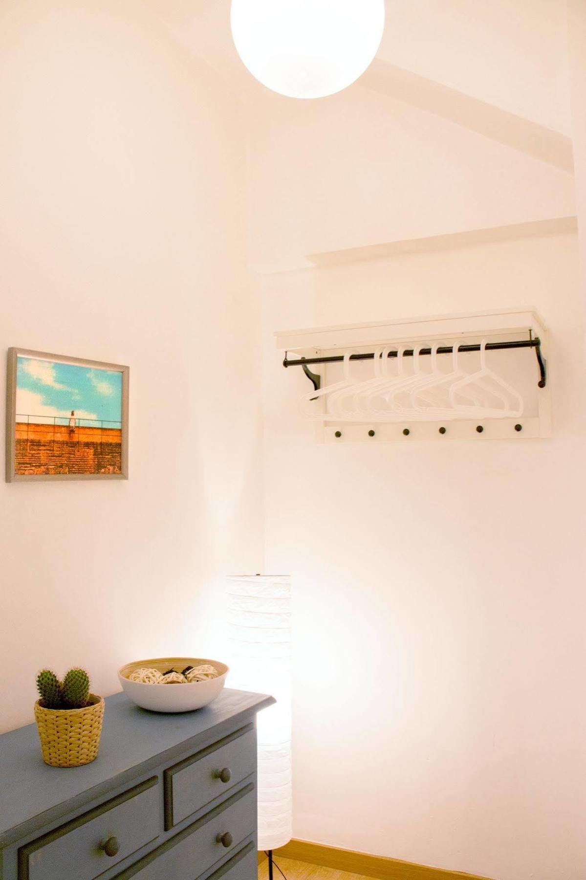 Lollipop Flats City Centre Deluxe Suite Madrid Exterior photo